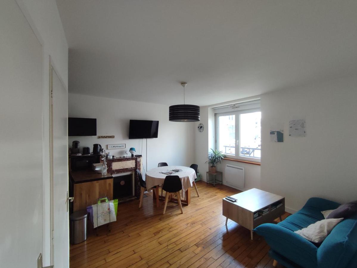 Appartement 2 Pieces Centre De Vannes Avec Parking Prive Buitenkant foto